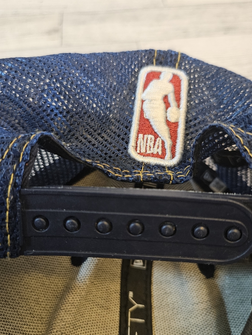 New Era Vintage NBA Miami Heat Denim Mesh Snap Back Denim Baseball Cap One Size - Picture 5 of 7